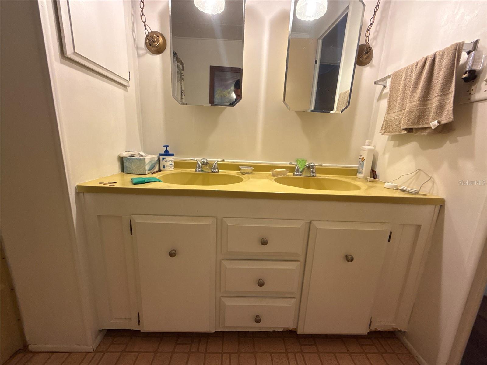 4710 ORANGE BLOSSOM DR, ZEPHYRHILLS, FL, 33542