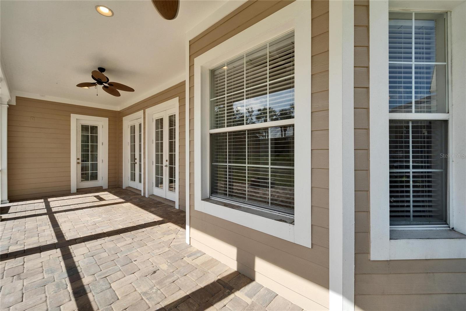 410 MANNS HARBOR DR, APOLLO BEACH, FL, 33572