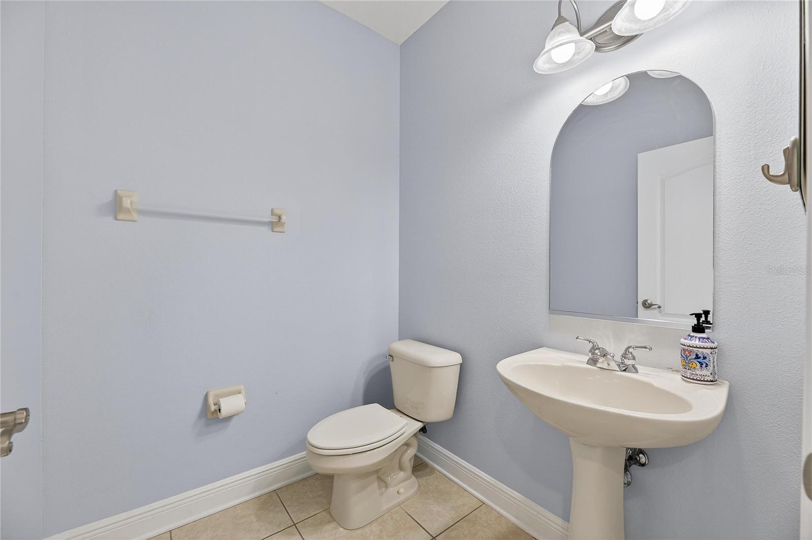 410 MANNS HARBOR DR, APOLLO BEACH, FL, 33572