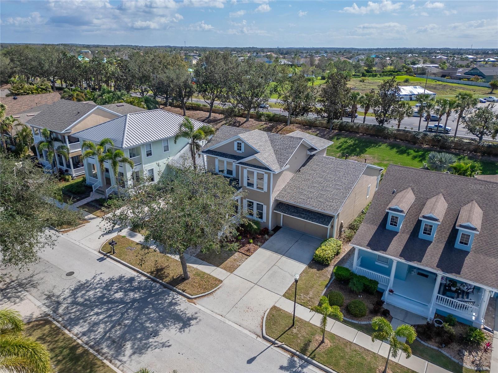 410 MANNS HARBOR DR, APOLLO BEACH, FL, 33572