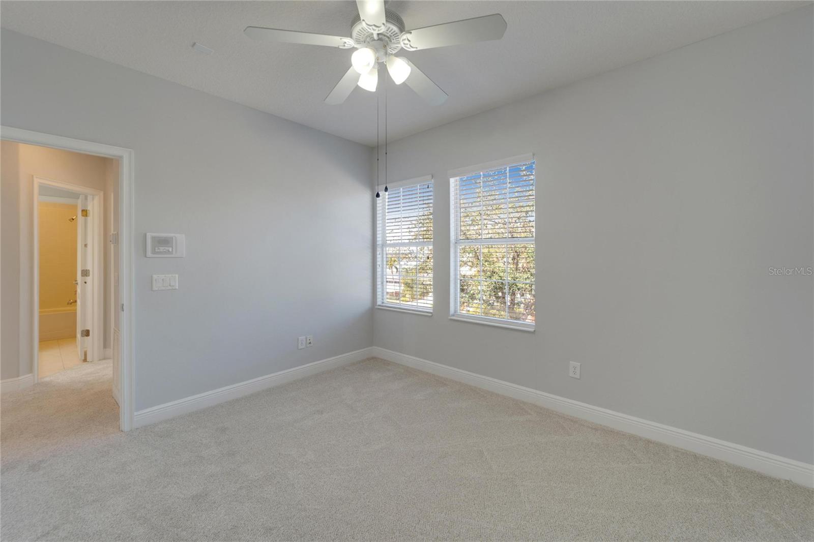 410 MANNS HARBOR DR, APOLLO BEACH, FL, 33572
