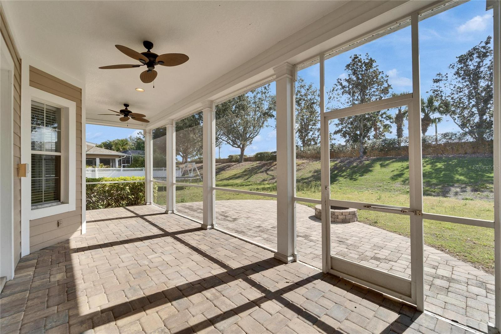 410 MANNS HARBOR DR, APOLLO BEACH, FL, 33572