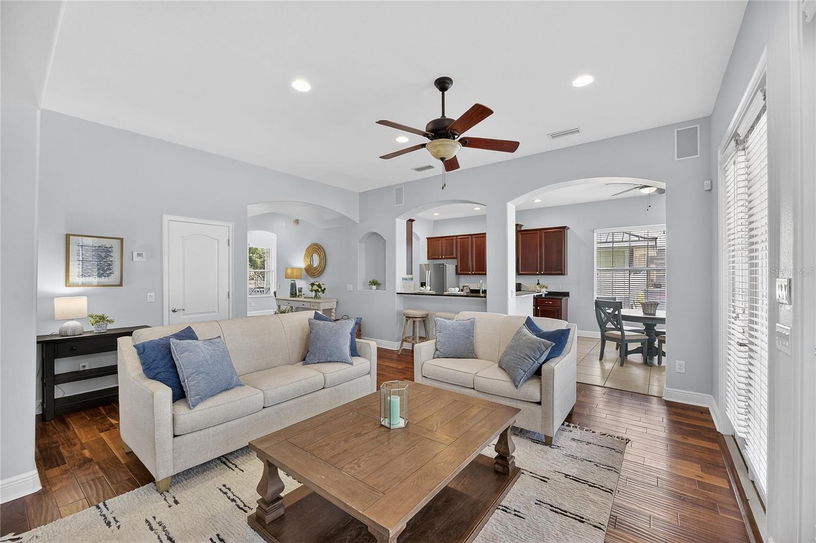 410 MANNS HARBOR DR, APOLLO BEACH, FL, 33572