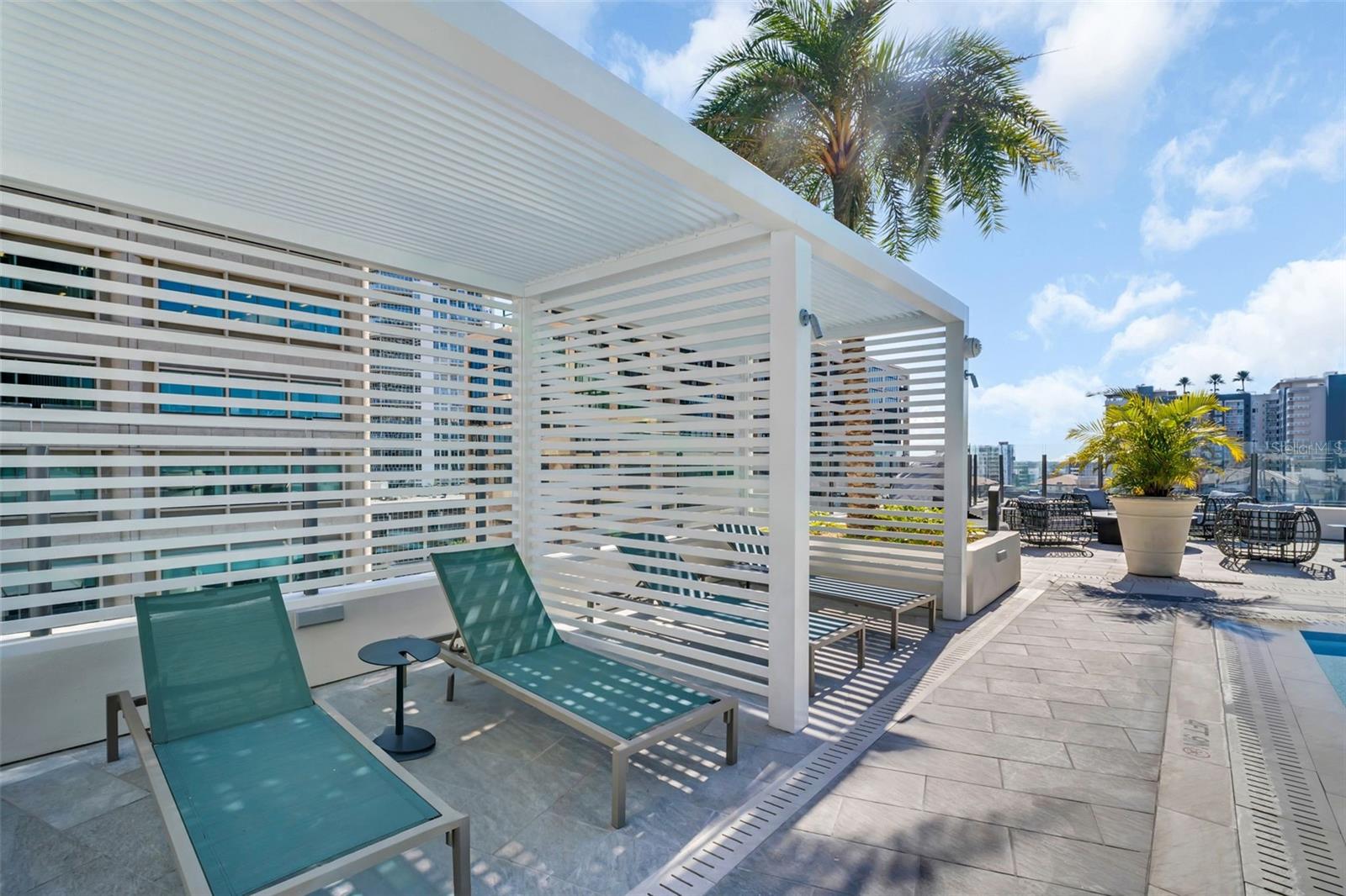 275 1ST AVE S #3704, ST PETERSBURG, FL, 33701
