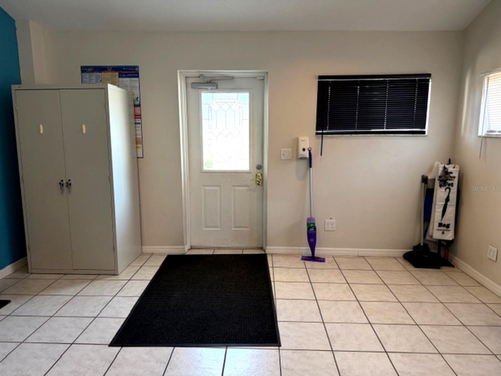 233 12TH ST SW, LARGO, FL, 33770
