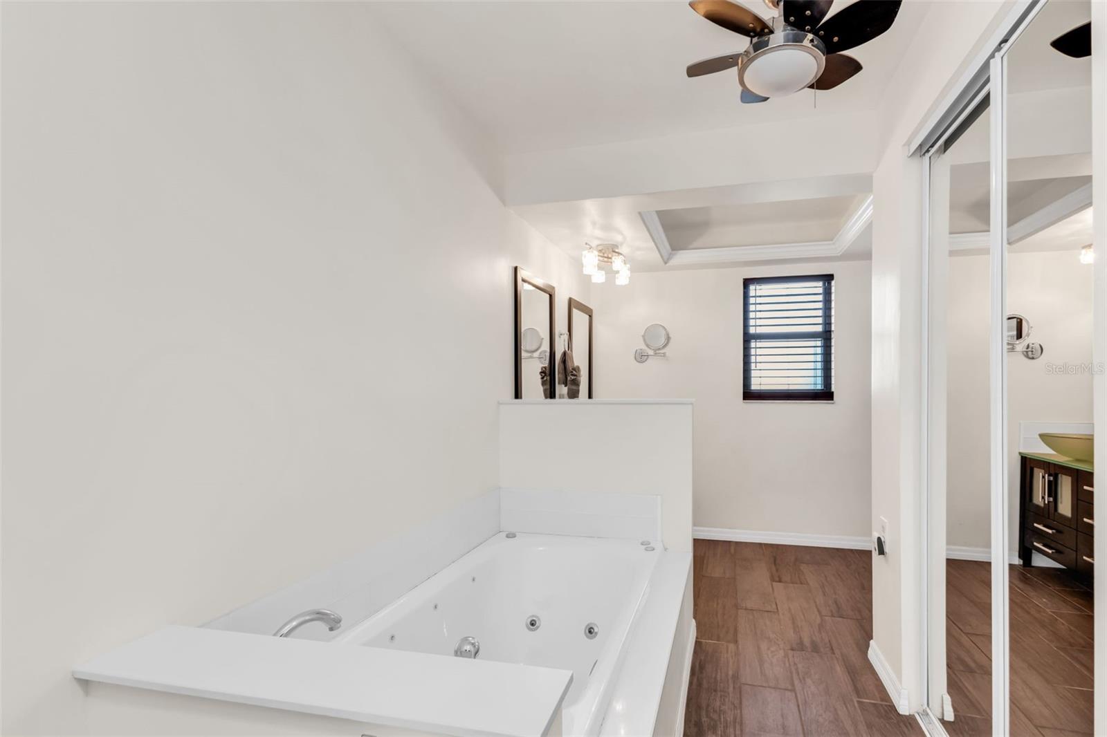 18 ANNAPOLIS LN, ROTONDA WEST, FL, 33947