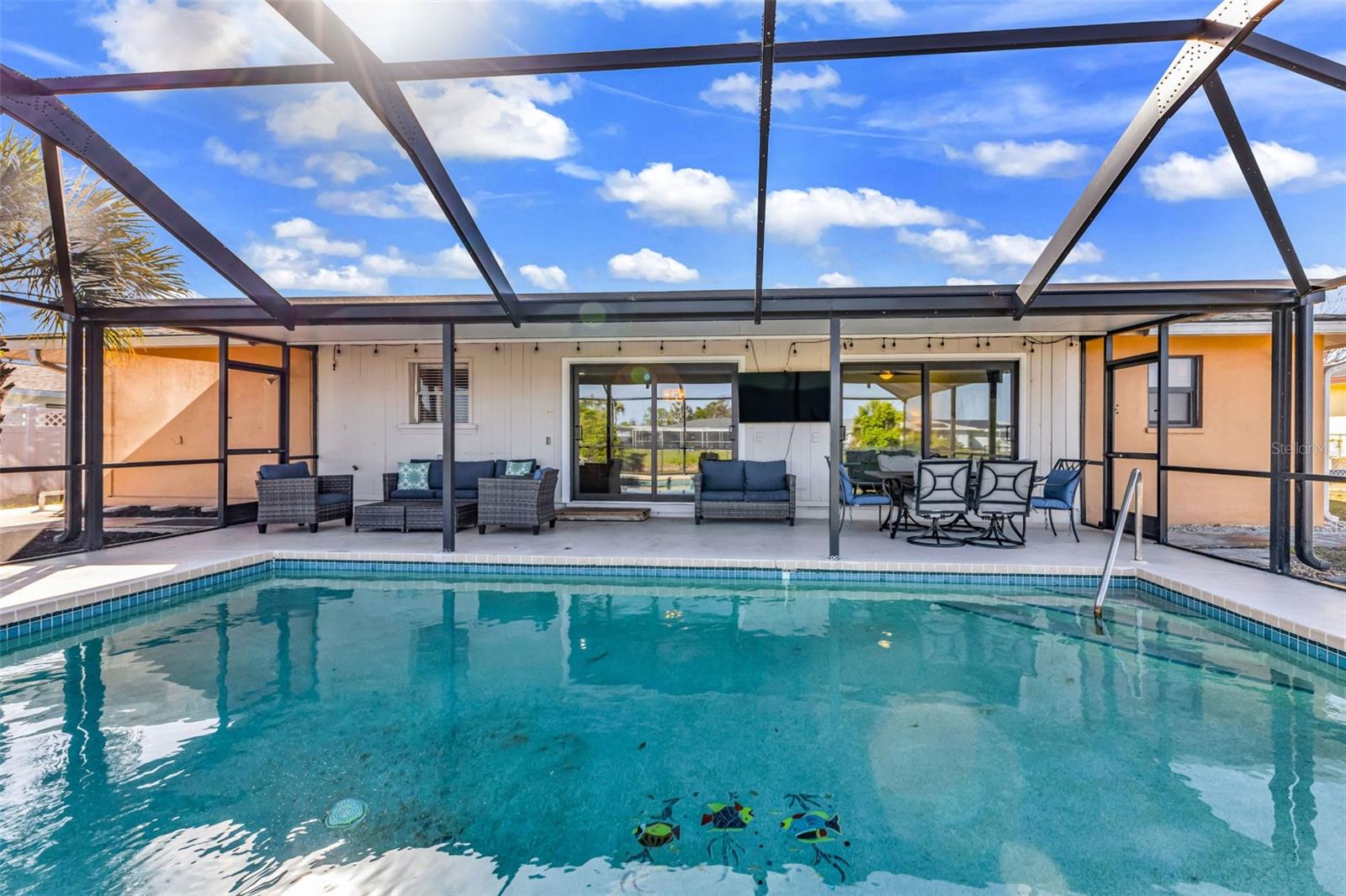 18 ANNAPOLIS LN, ROTONDA WEST, FL, 33947