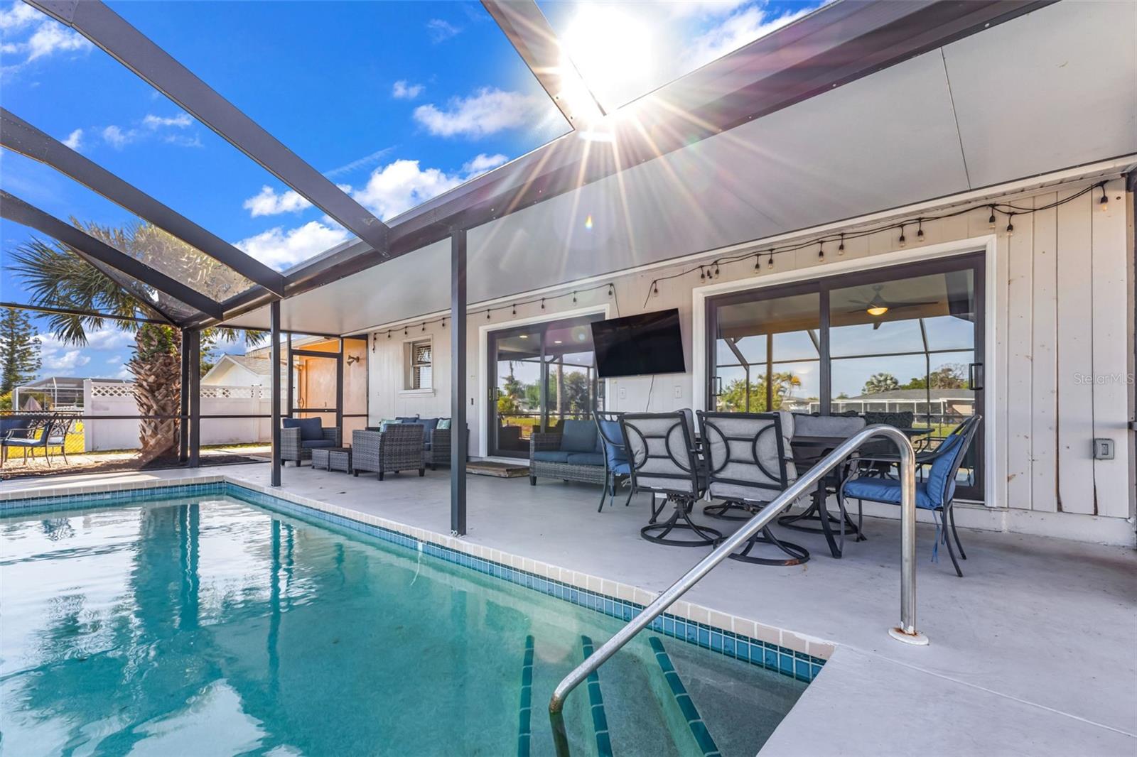 18 ANNAPOLIS LN, ROTONDA WEST, FL, 33947