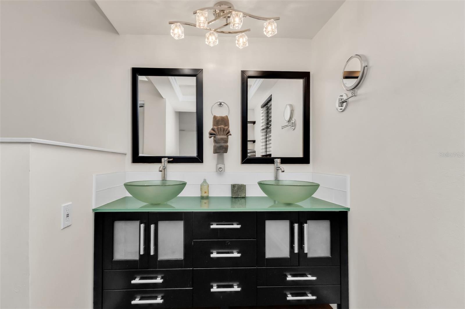 18 ANNAPOLIS LN, ROTONDA WEST, FL, 33947