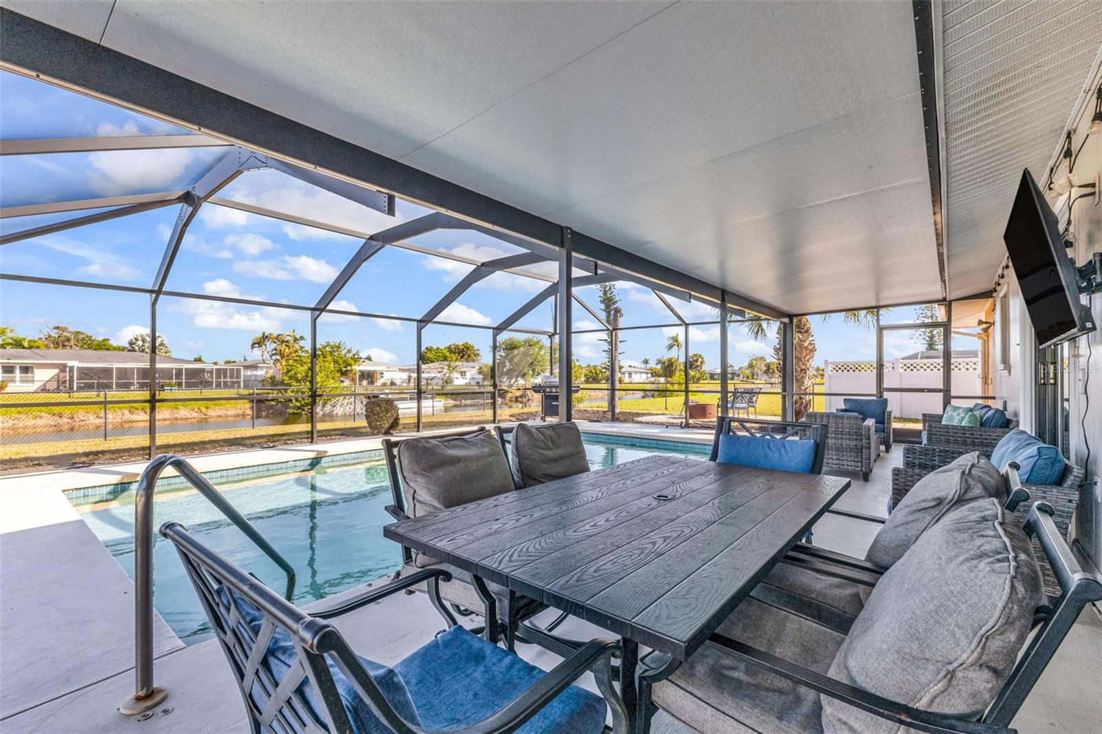 18 ANNAPOLIS LN, ROTONDA WEST, FL, 33947