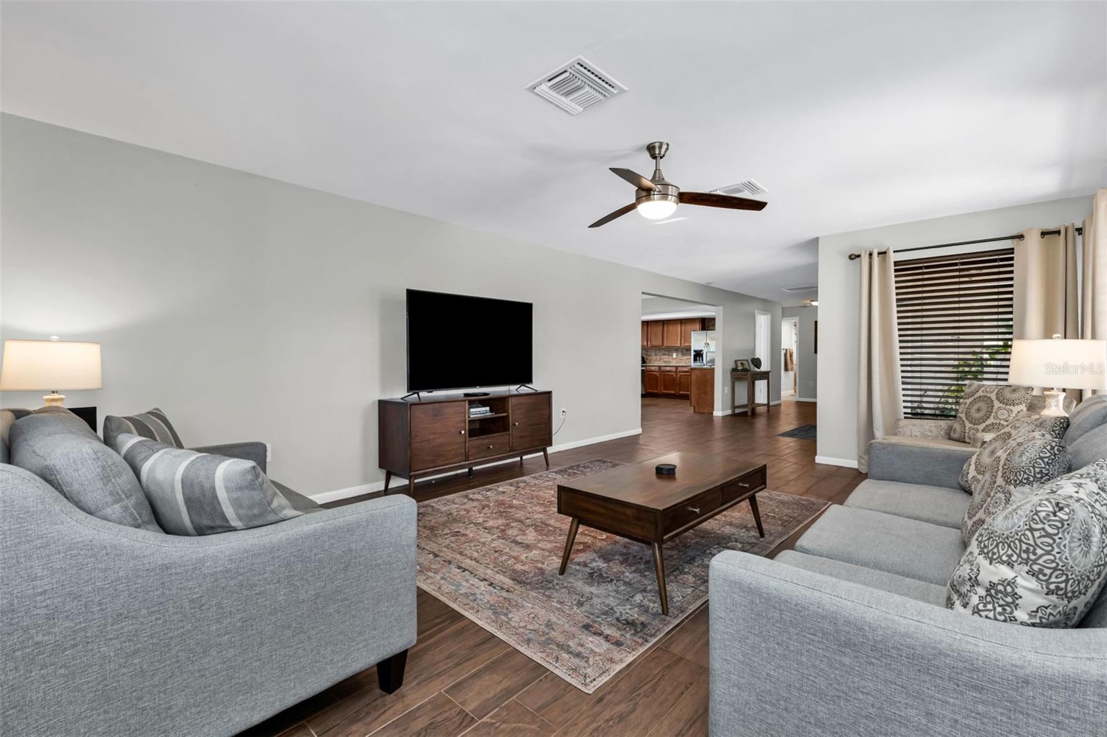 18 ANNAPOLIS LN, ROTONDA WEST, FL, 33947