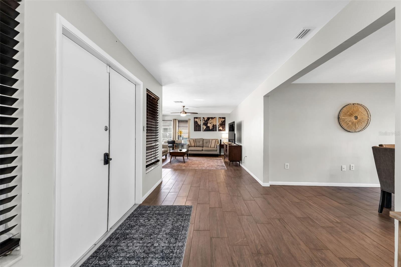 18 ANNAPOLIS LN, ROTONDA WEST, FL, 33947