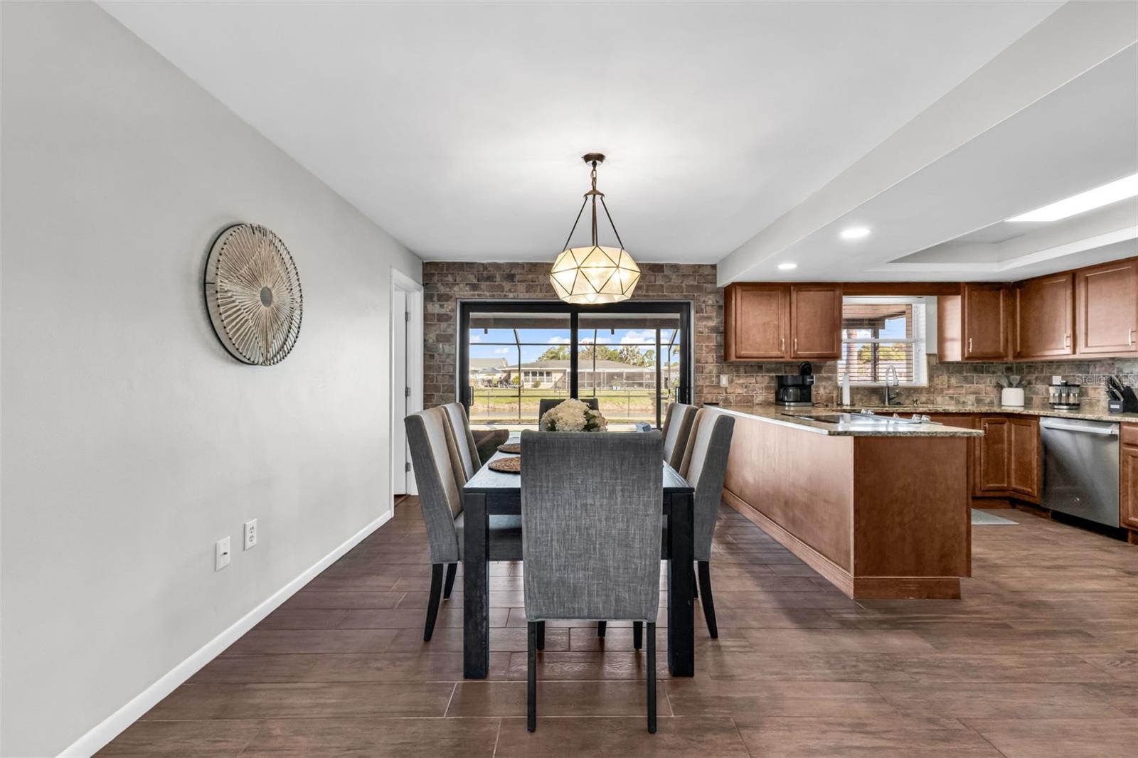 18 ANNAPOLIS LN, ROTONDA WEST, FL, 33947