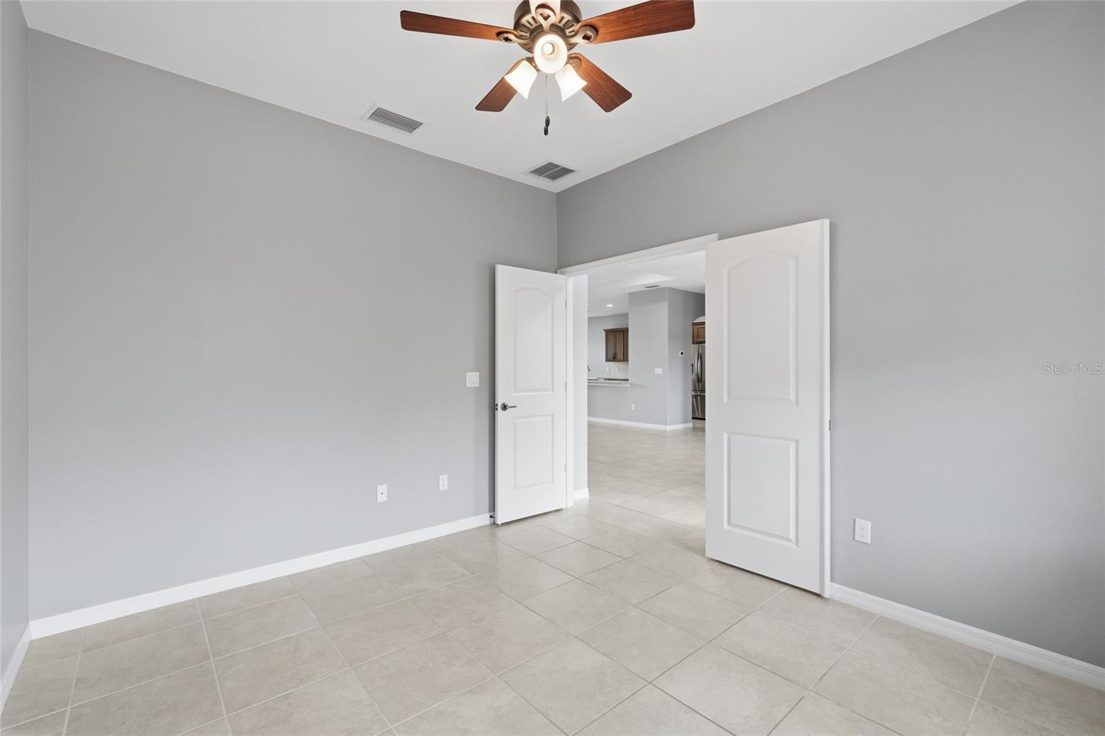 6 ARENA LAKE DR, PALM COAST, FL, 32137