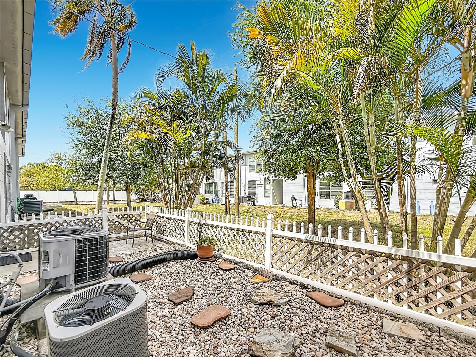 5861 42ND TER N #1610, KENNETH CITY, FL, 33709