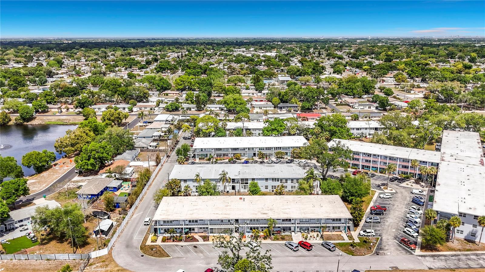 5861 42ND TER N #1610, KENNETH CITY, FL, 33709