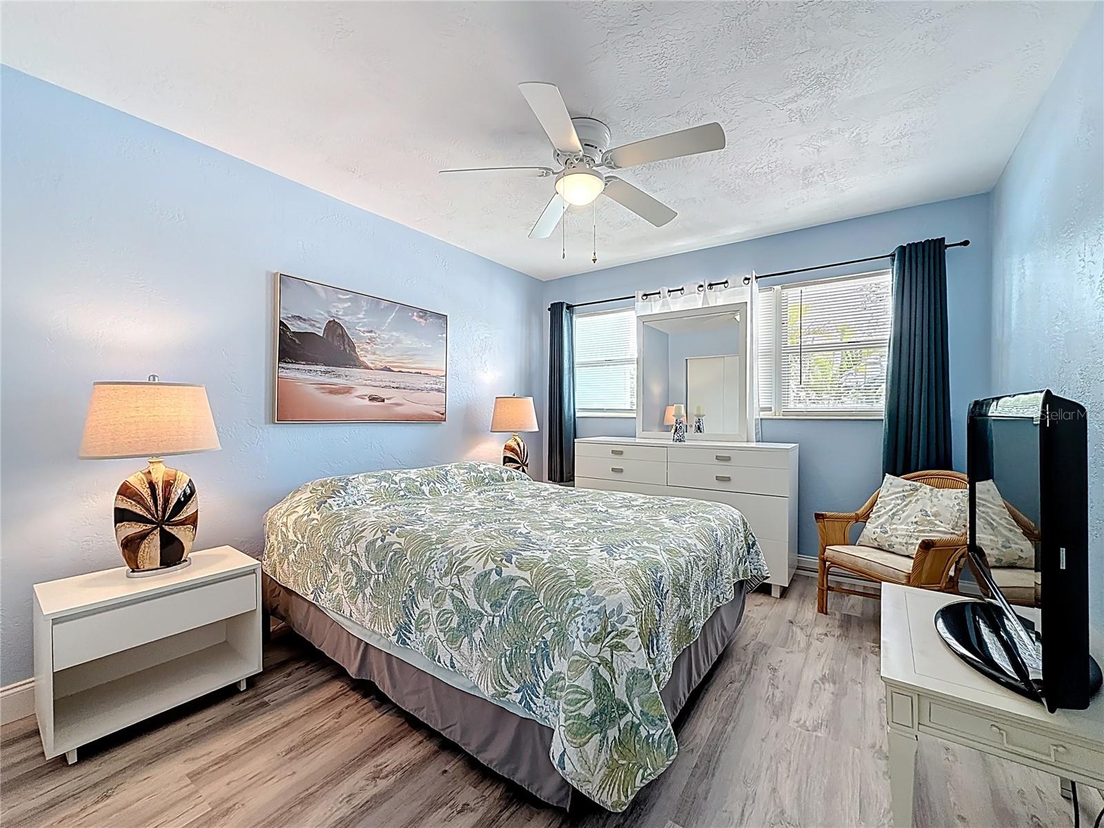 5861 42ND TER N #1610, KENNETH CITY, FL, 33709