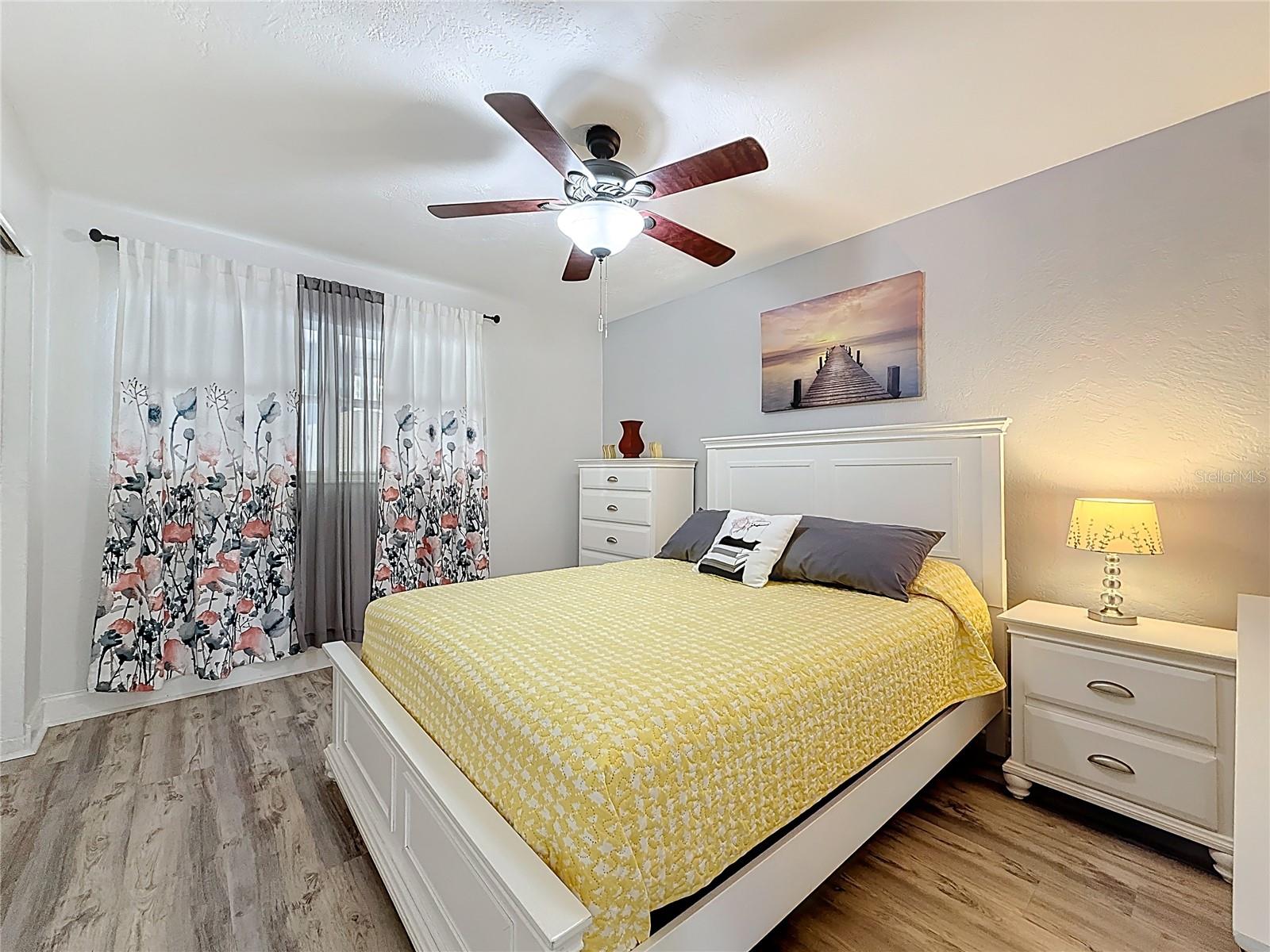 5861 42ND TER N #1610, KENNETH CITY, FL, 33709