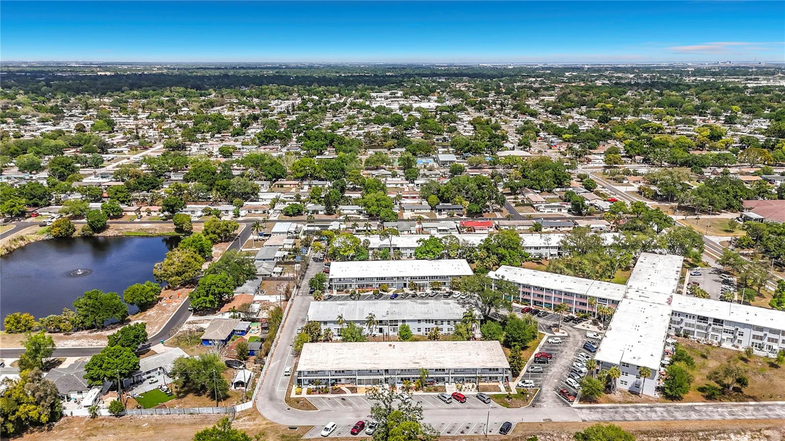 5861 42ND TER N #1610, KENNETH CITY, FL, 33709