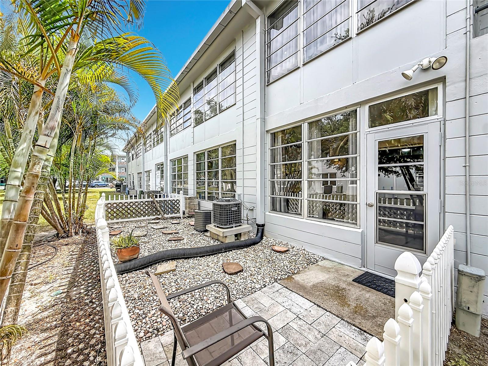 5861 42ND TER N #1610, KENNETH CITY, FL, 33709