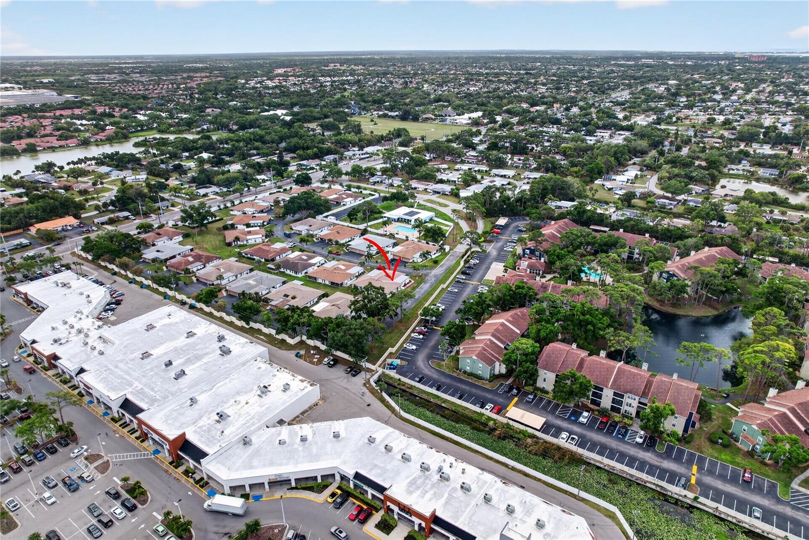 3501 N VILLAGE CT #220, SARASOTA, FL, 34231