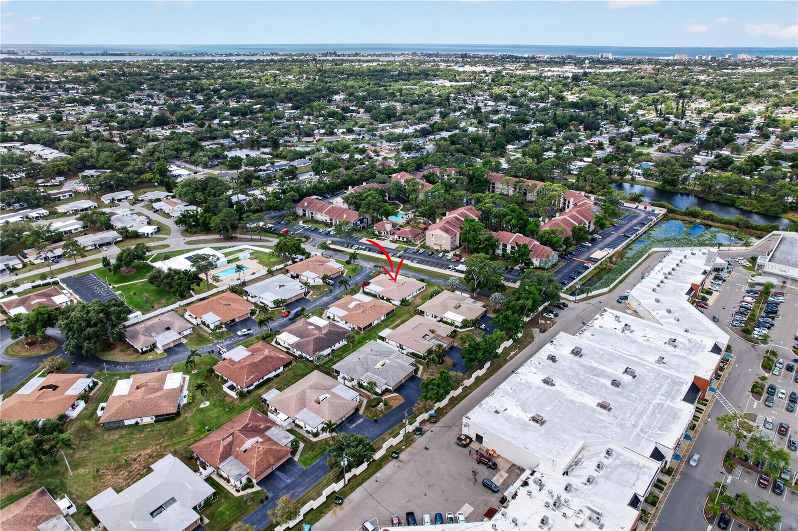 3501 N VILLAGE CT #220, SARASOTA, FL, 34231