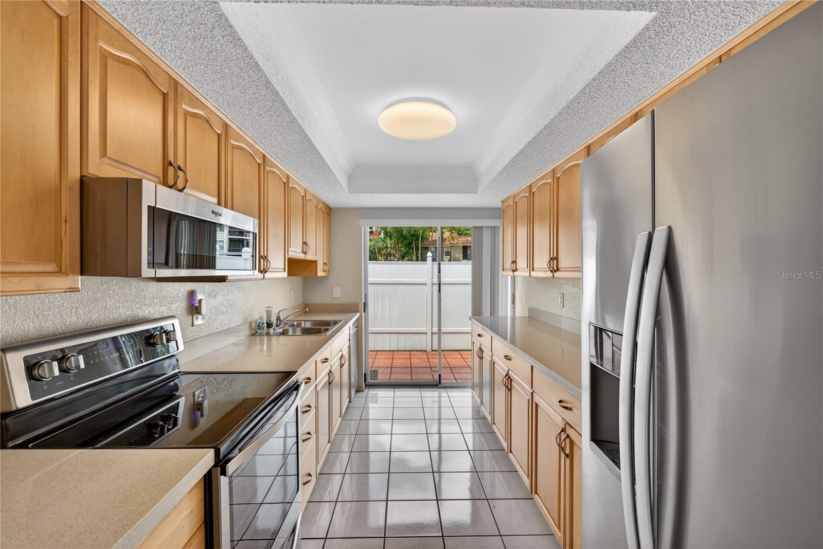 3501 N VILLAGE CT #220, SARASOTA, FL, 34231