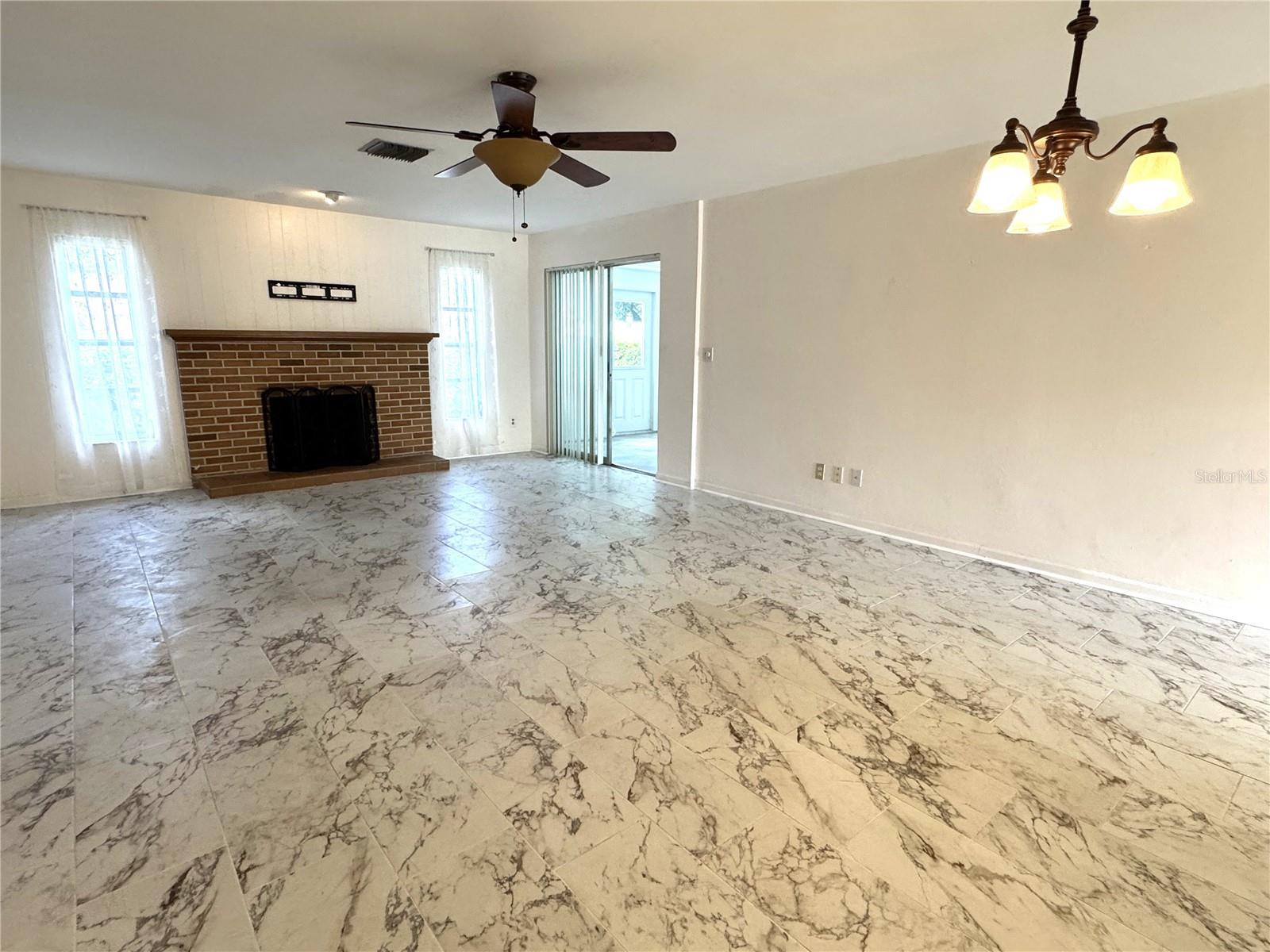 610 INDIAN ROCKS RD N #103, BELLEAIR BLUFFS, FL, 33770