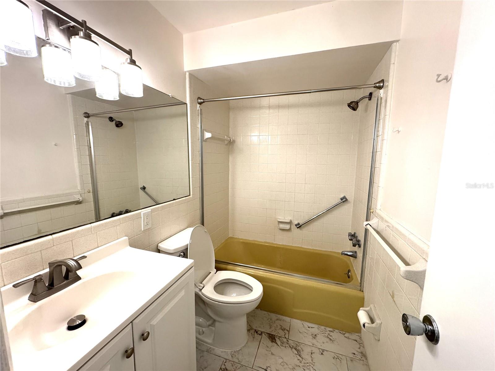 610 INDIAN ROCKS RD N #103, BELLEAIR BLUFFS, FL, 33770