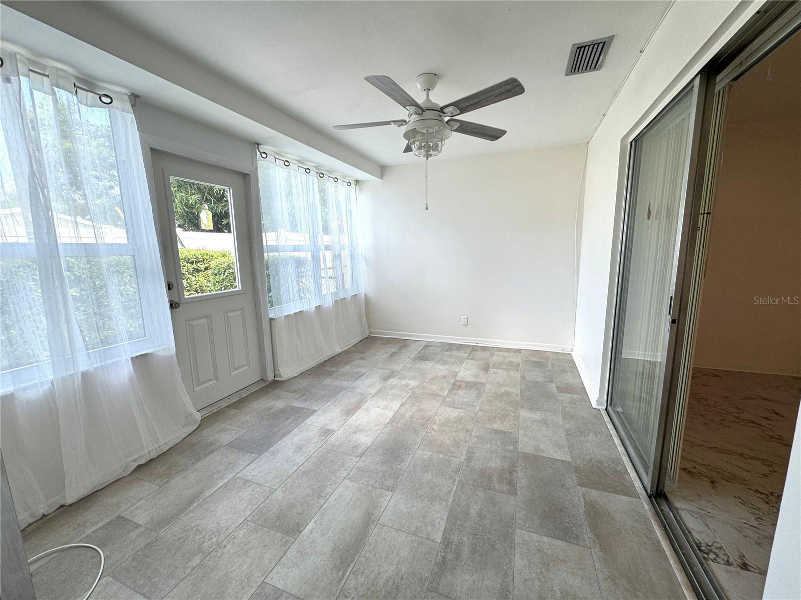 610 INDIAN ROCKS RD N #103, BELLEAIR BLUFFS, FL, 33770