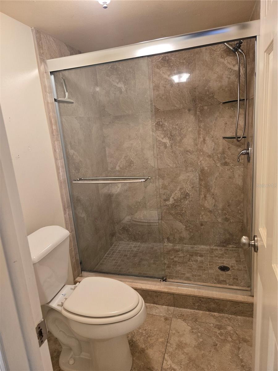 10350 CARROLLWOOD LN #188, TAMPA, FL, 33618