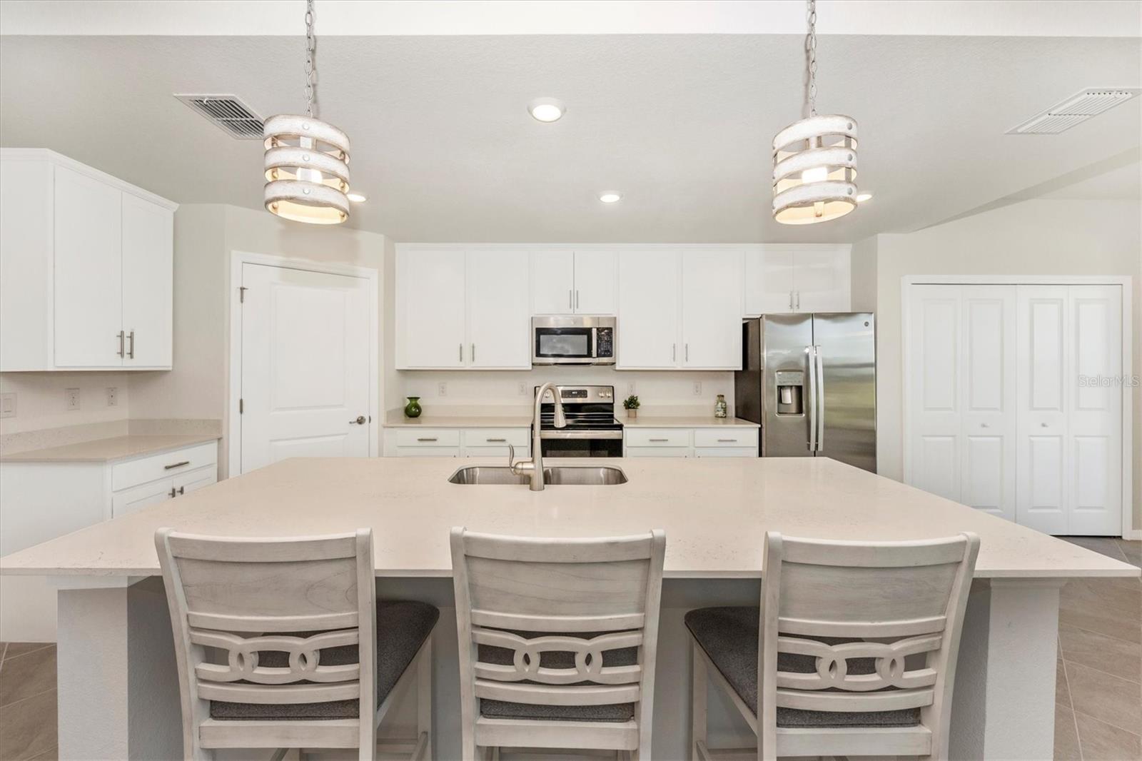 12550 GALAPAGOS ST #104, VENICE, FL, 34293