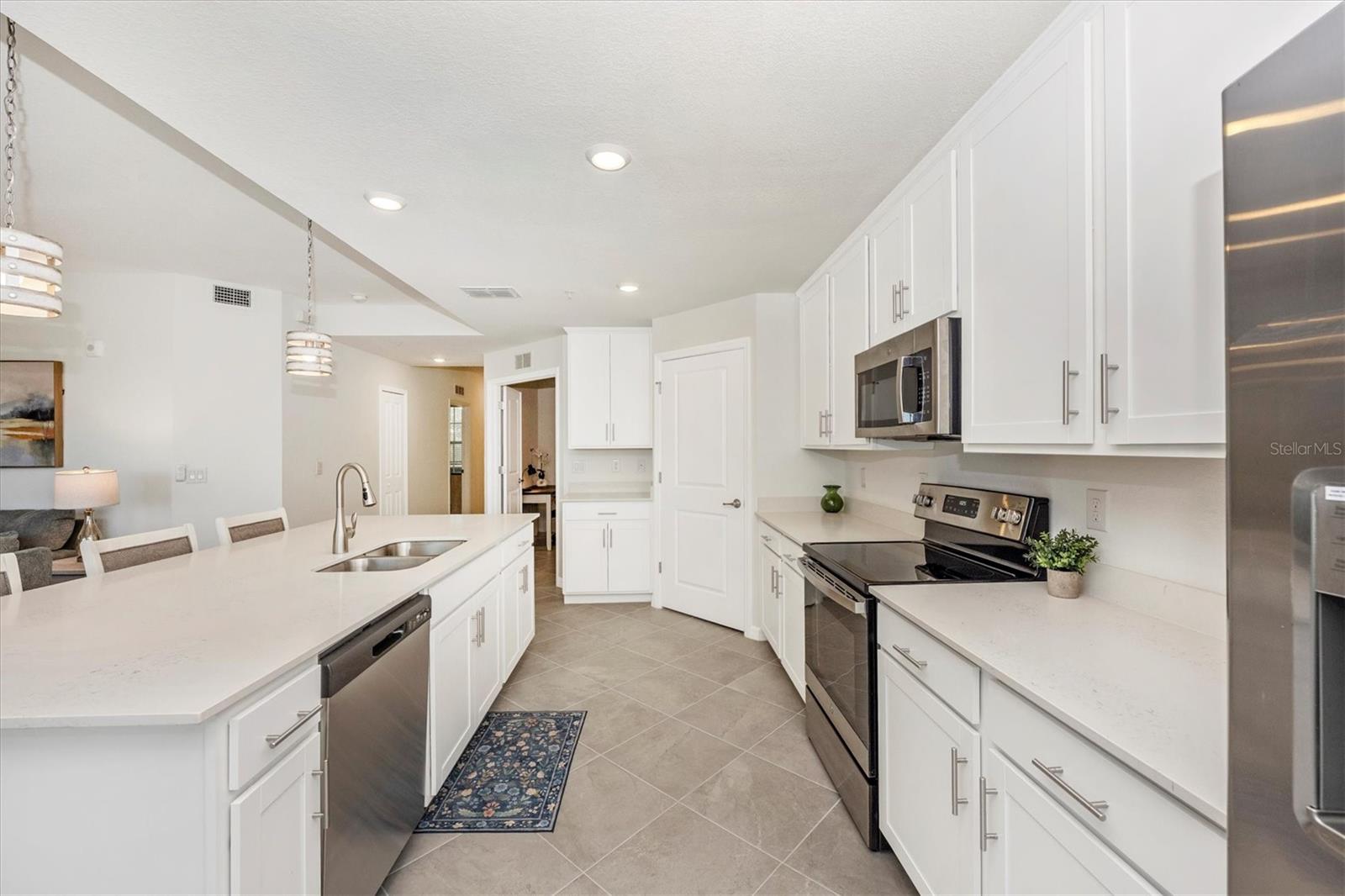 12550 GALAPAGOS ST #104, VENICE, FL, 34293