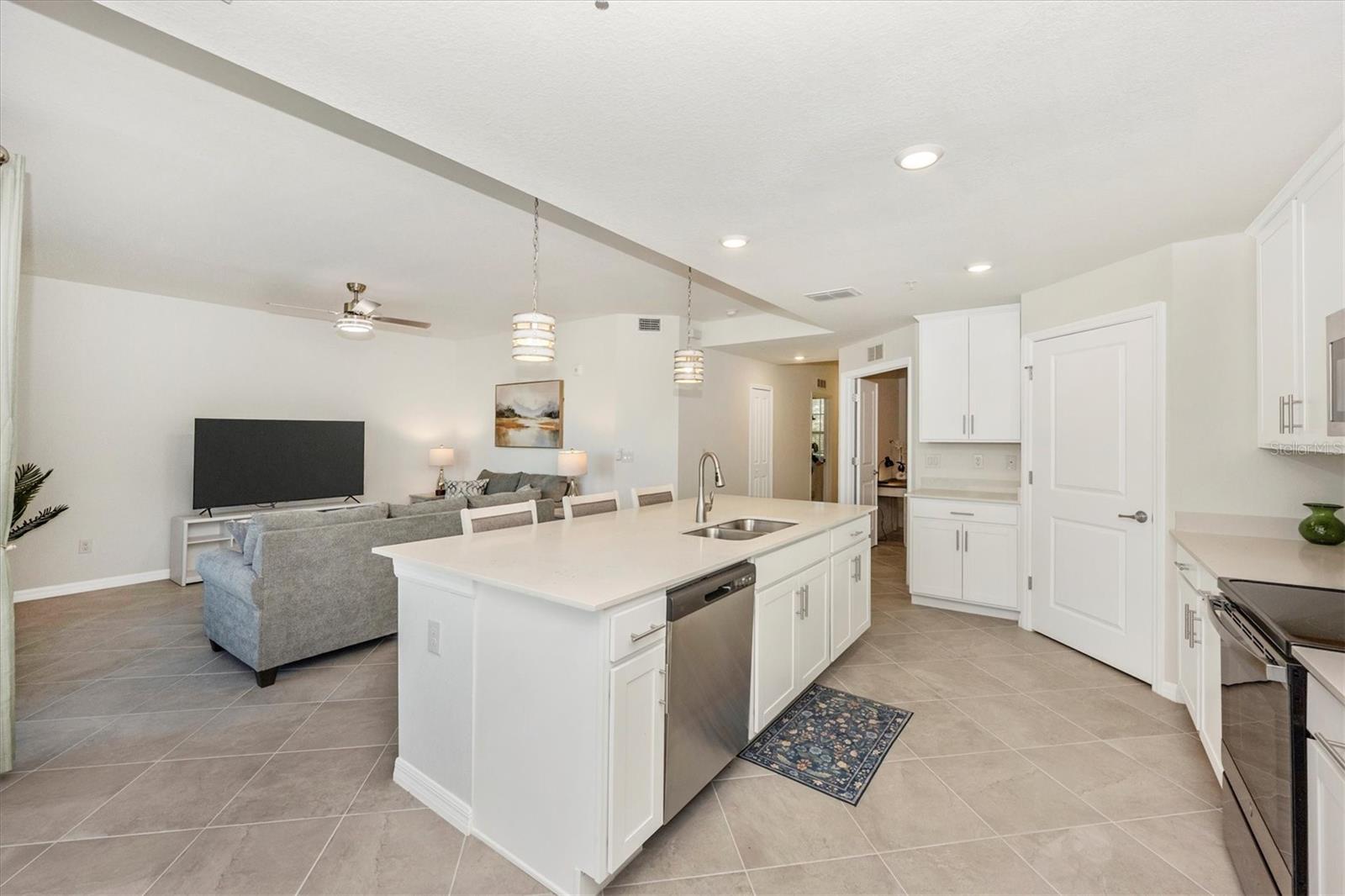 12550 GALAPAGOS ST #104, VENICE, FL, 34293