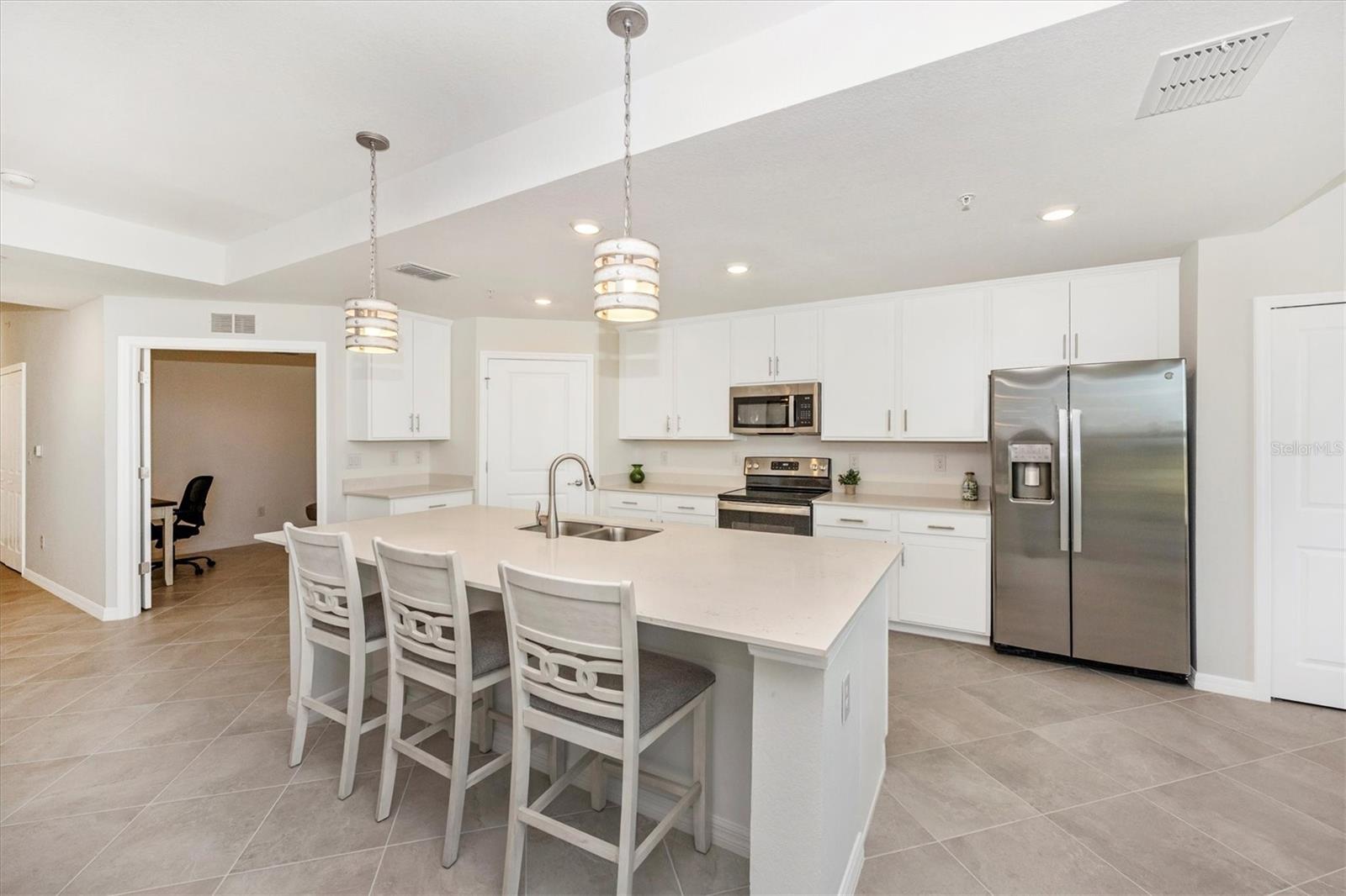 12550 GALAPAGOS ST #104, VENICE, FL, 34293