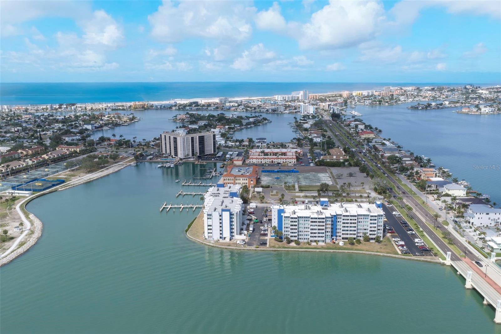 450 TREASURE ISLAND CSWY #105, TREASURE ISLAND, FL, 33706