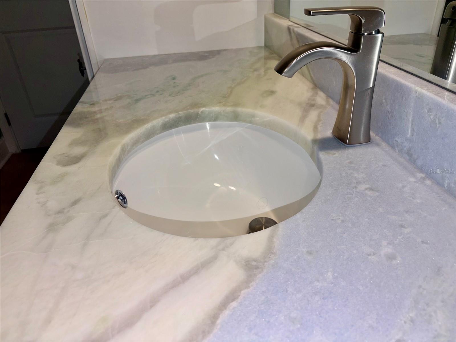 450 TREASURE ISLAND CSWY #105, TREASURE ISLAND, FL, 33706