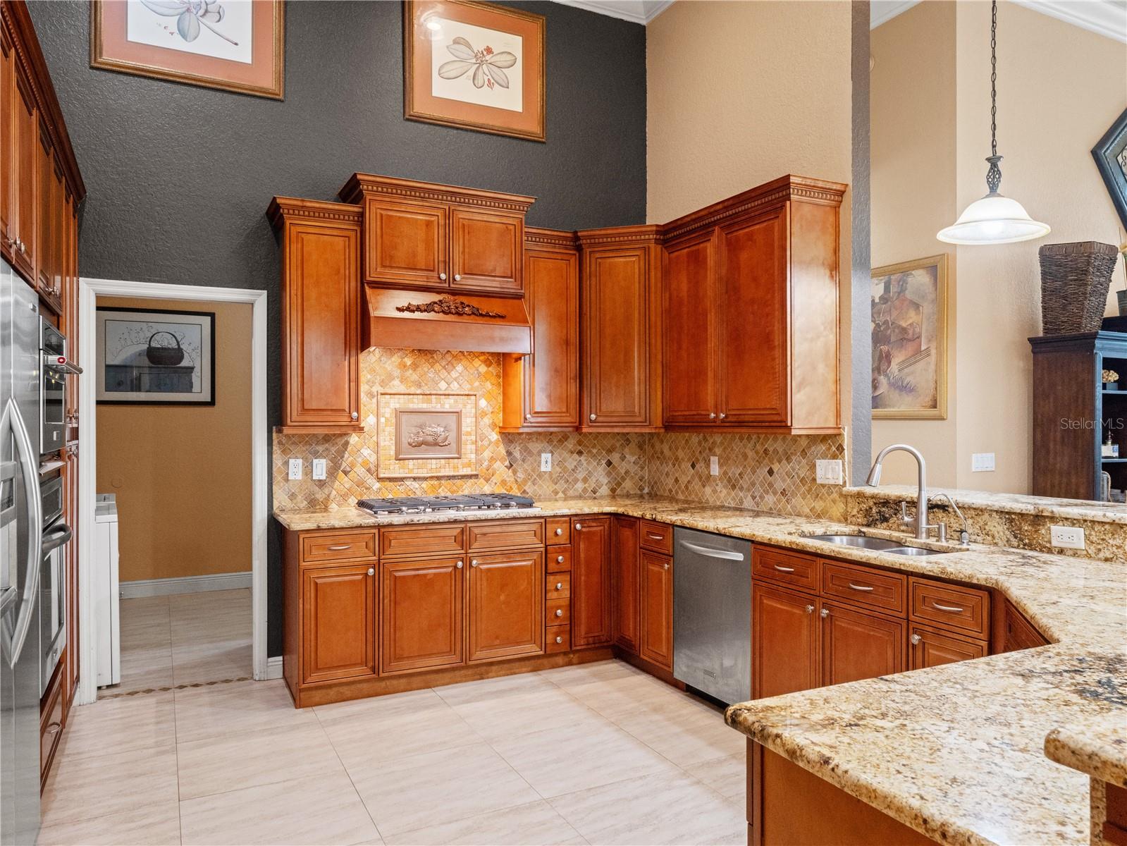 5021 WESLEY DR, TAMPA, FL, 33647