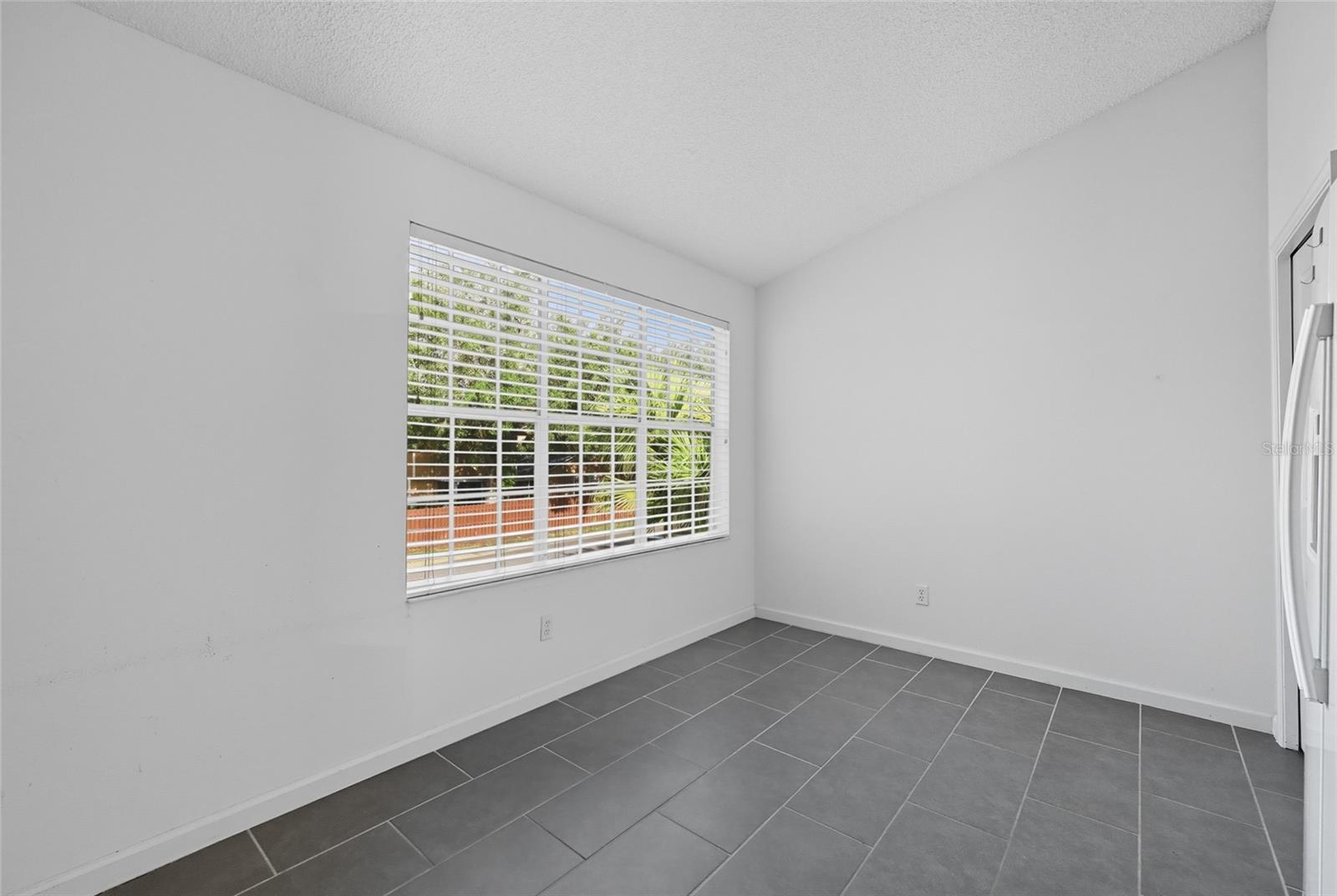 6029 LAKE POINTE DR #202, ORLANDO, FL, 32822