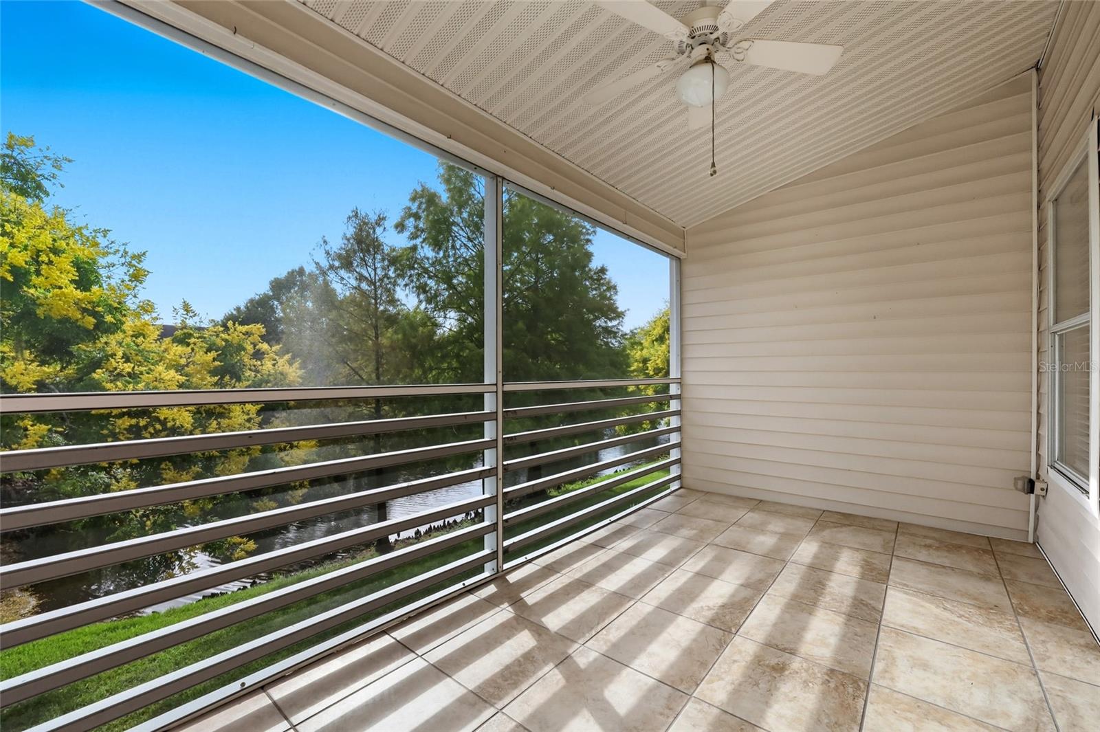 6029 LAKE POINTE DR #202, ORLANDO, FL, 32822