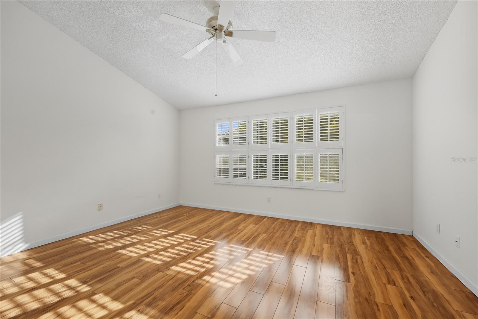 6029 LAKE POINTE DR #202, ORLANDO, FL, 32822