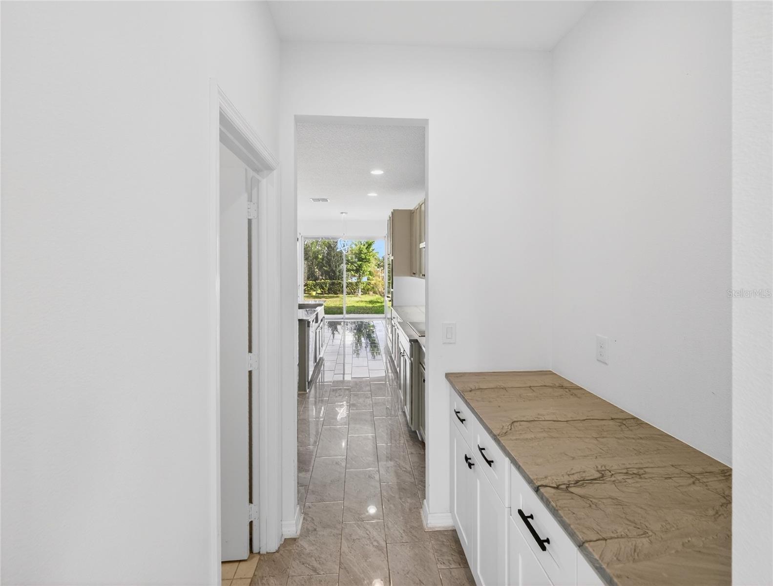 2556 LEYLAND CYPRESS LN, SANFORD, FL, 32773