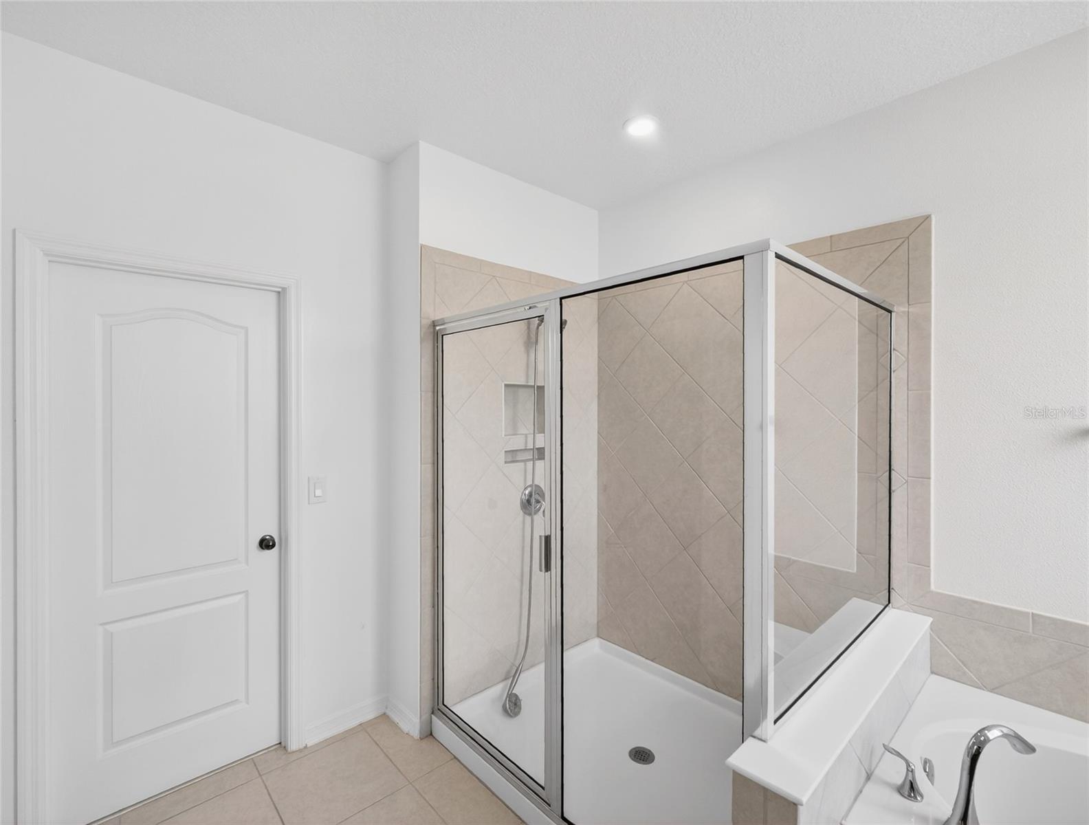 2556 LEYLAND CYPRESS LN, SANFORD, FL, 32773