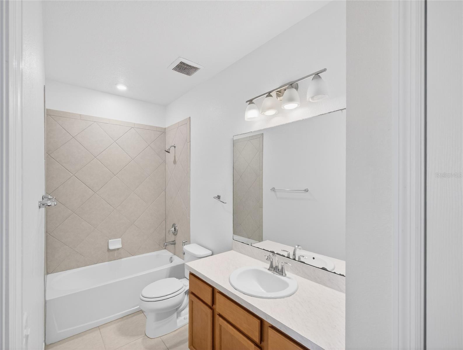 2556 LEYLAND CYPRESS LN, SANFORD, FL, 32773