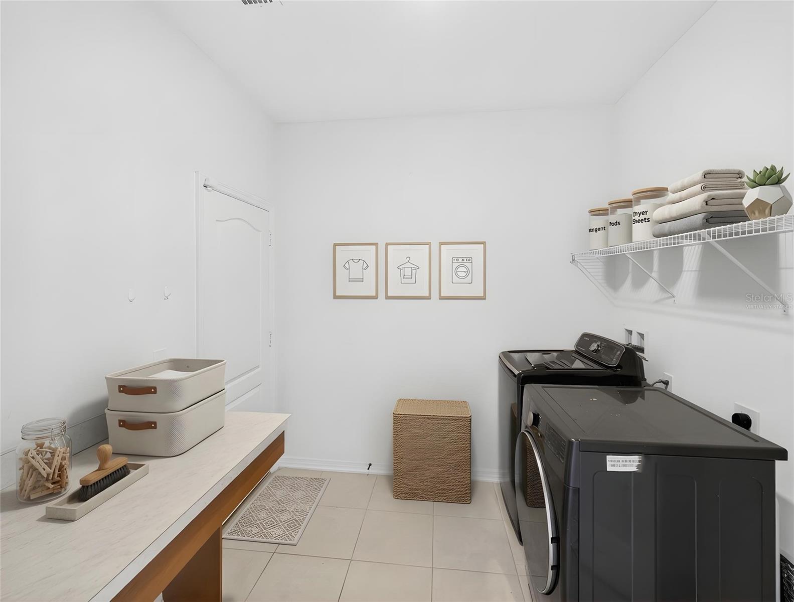 2556 LEYLAND CYPRESS LN, SANFORD, FL, 32773