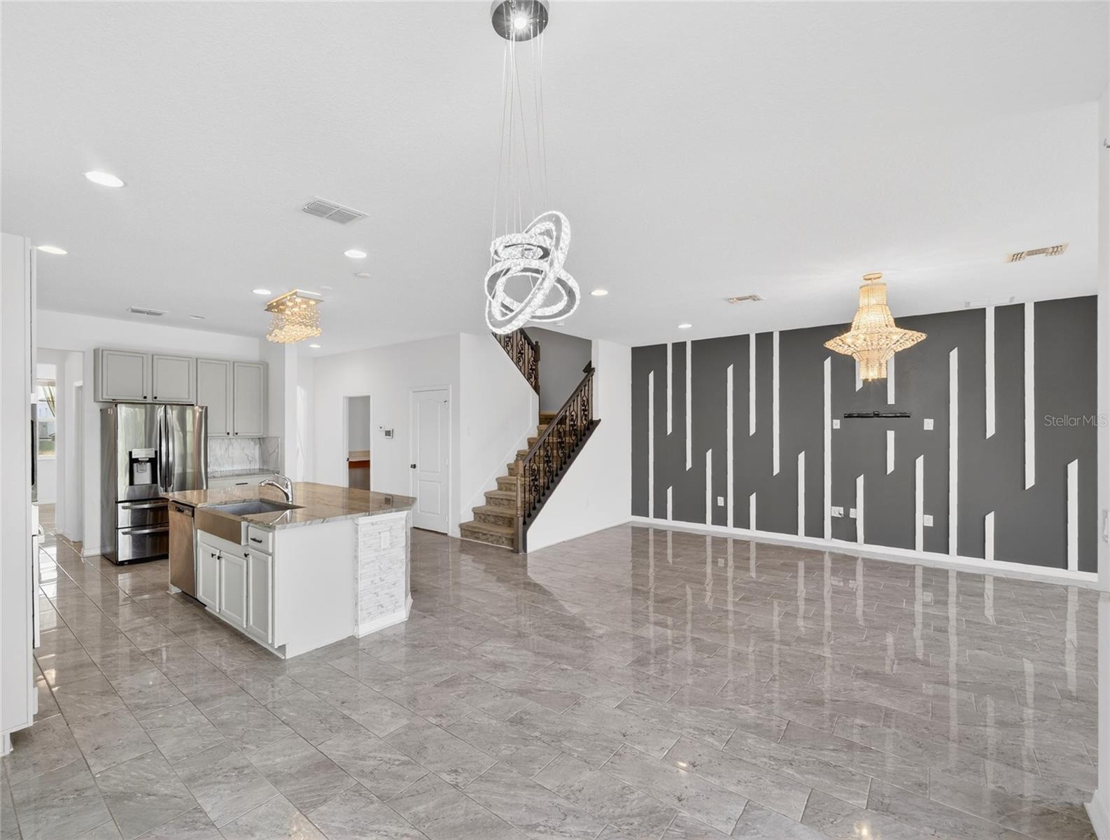 2556 LEYLAND CYPRESS LN, SANFORD, FL, 32773
