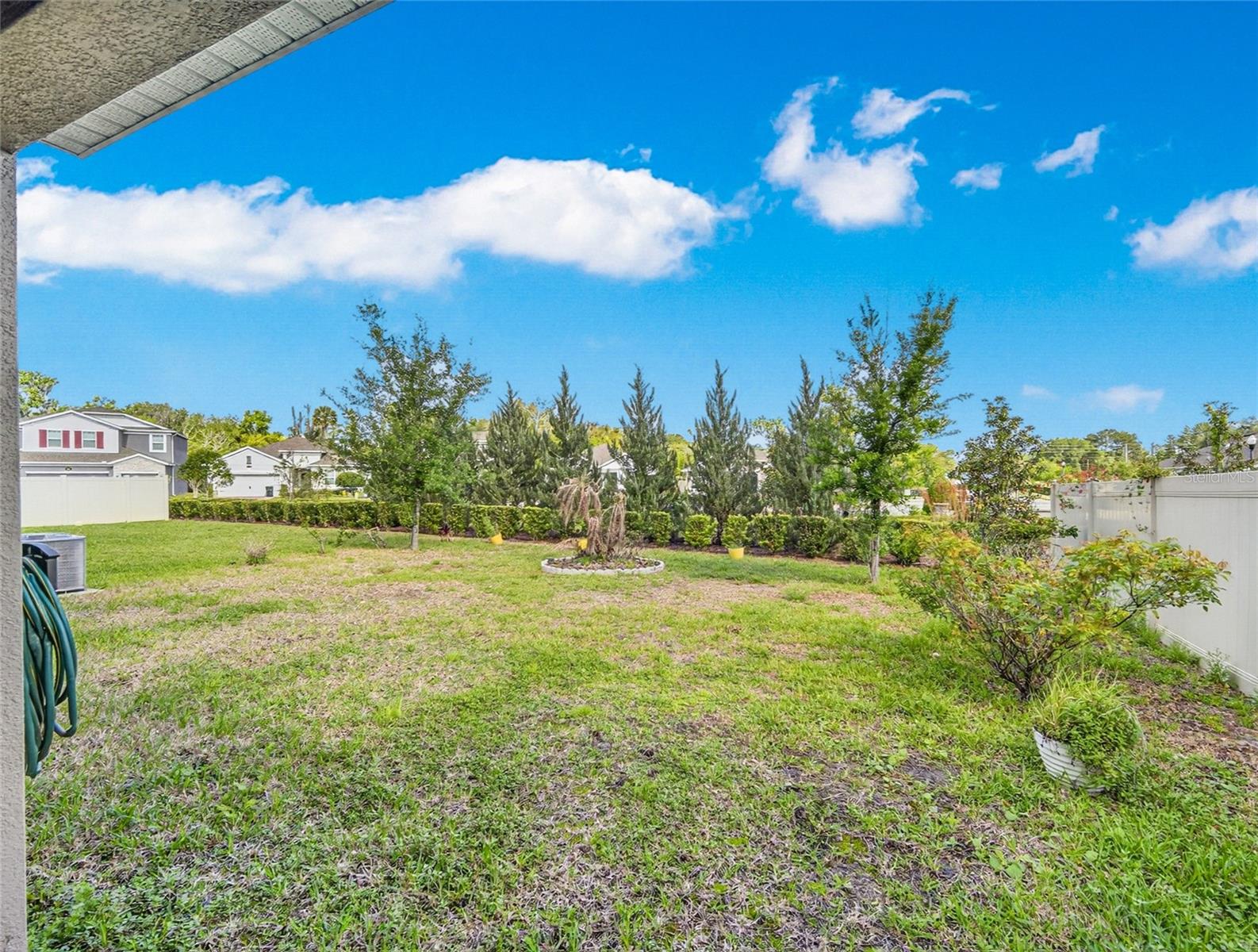 2556 LEYLAND CYPRESS LN, SANFORD, FL, 32773