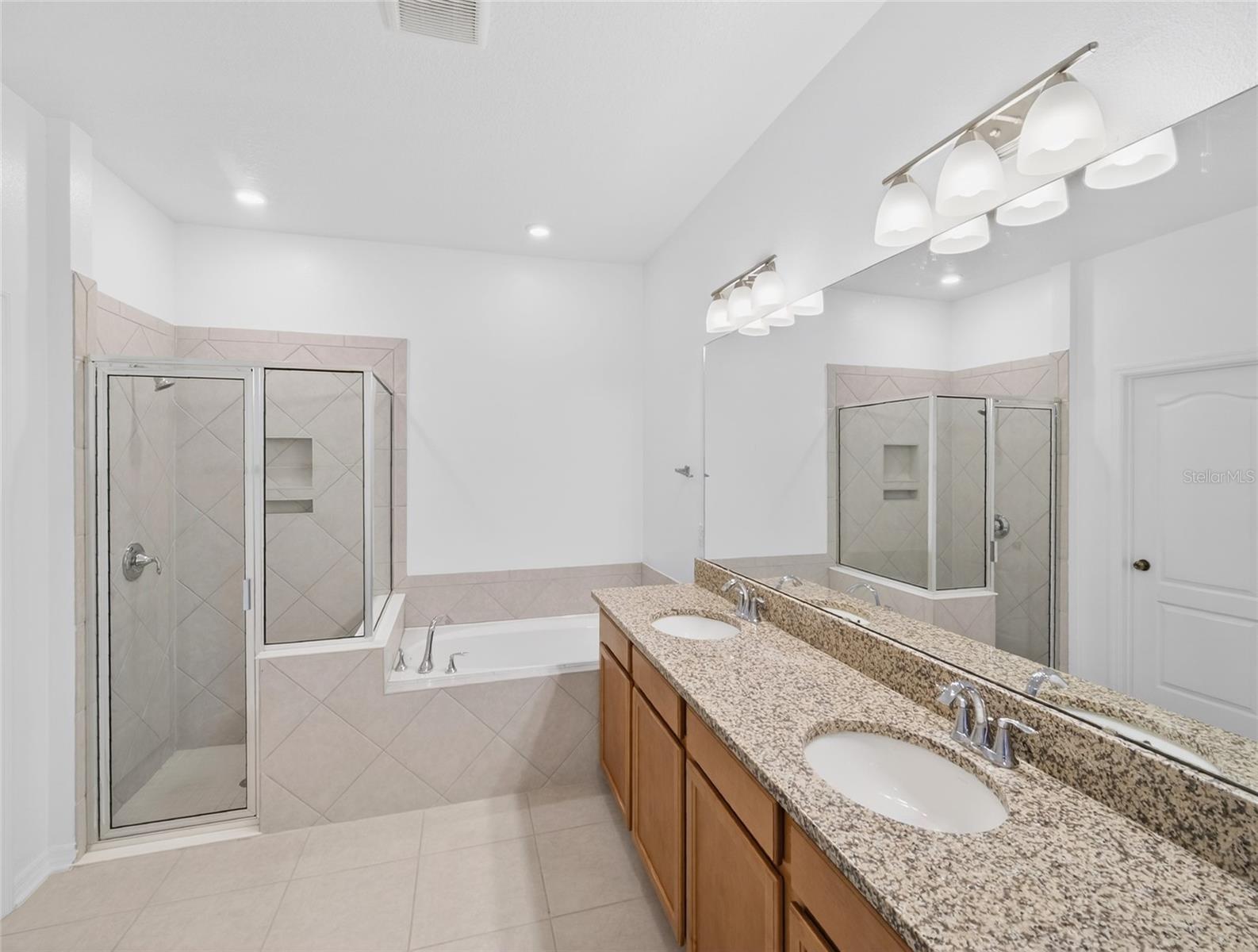 2556 LEYLAND CYPRESS LN, SANFORD, FL, 32773