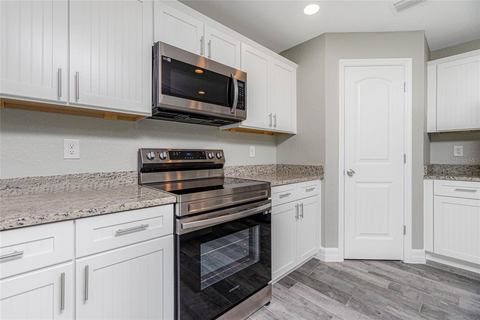 197 BAYTREE DR, ROTONDA WEST, FL, 33947