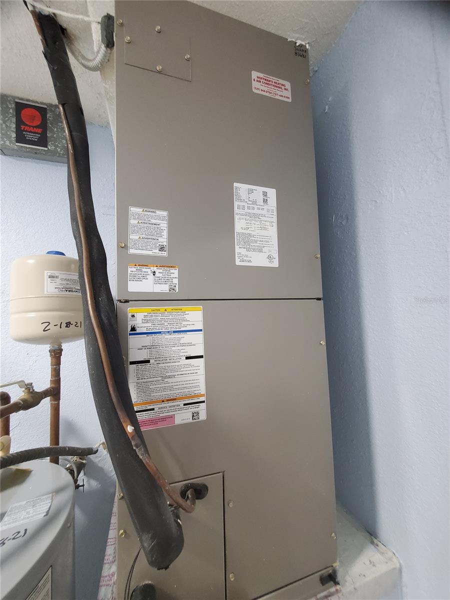 835 ANCHORAGE LN, PALM HARBOR, FL, 34685